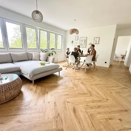 Relax - Fuer Familien, Stadtnah, Mit Parkplatz Apartment