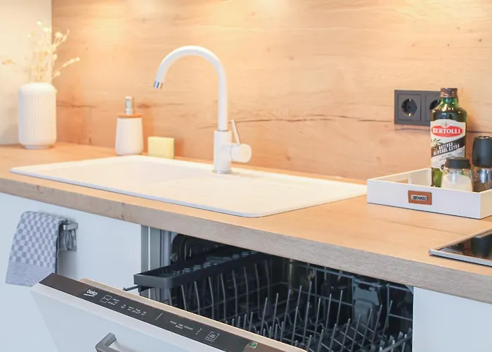 Relax - Fuer Familien, Stadtnah, Mit Parkplatz Apartment