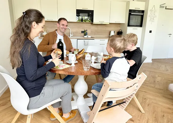 Relax - Fuer Familien, Stadtnah, Mit Parkplatz